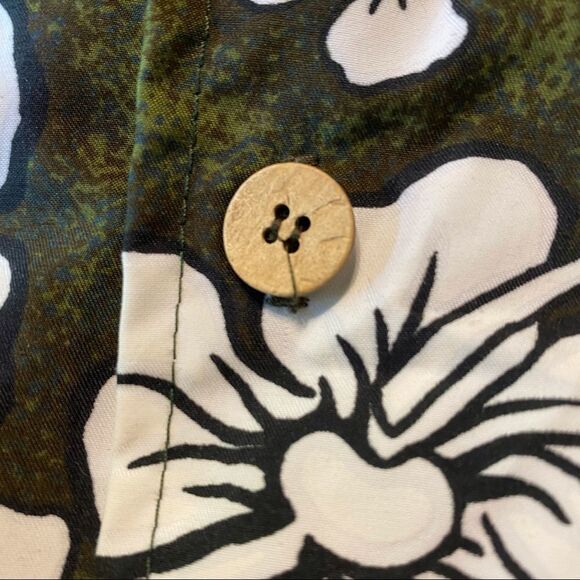 ODO Men’s Hawaiian Floral Button Down Shirt - Picture 7 of 10